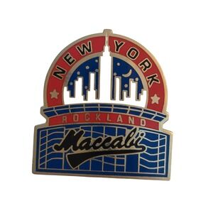 Rockland Maccabi New York NYC Skyline Enamel Lapel Pin Red Blue White Souvenir